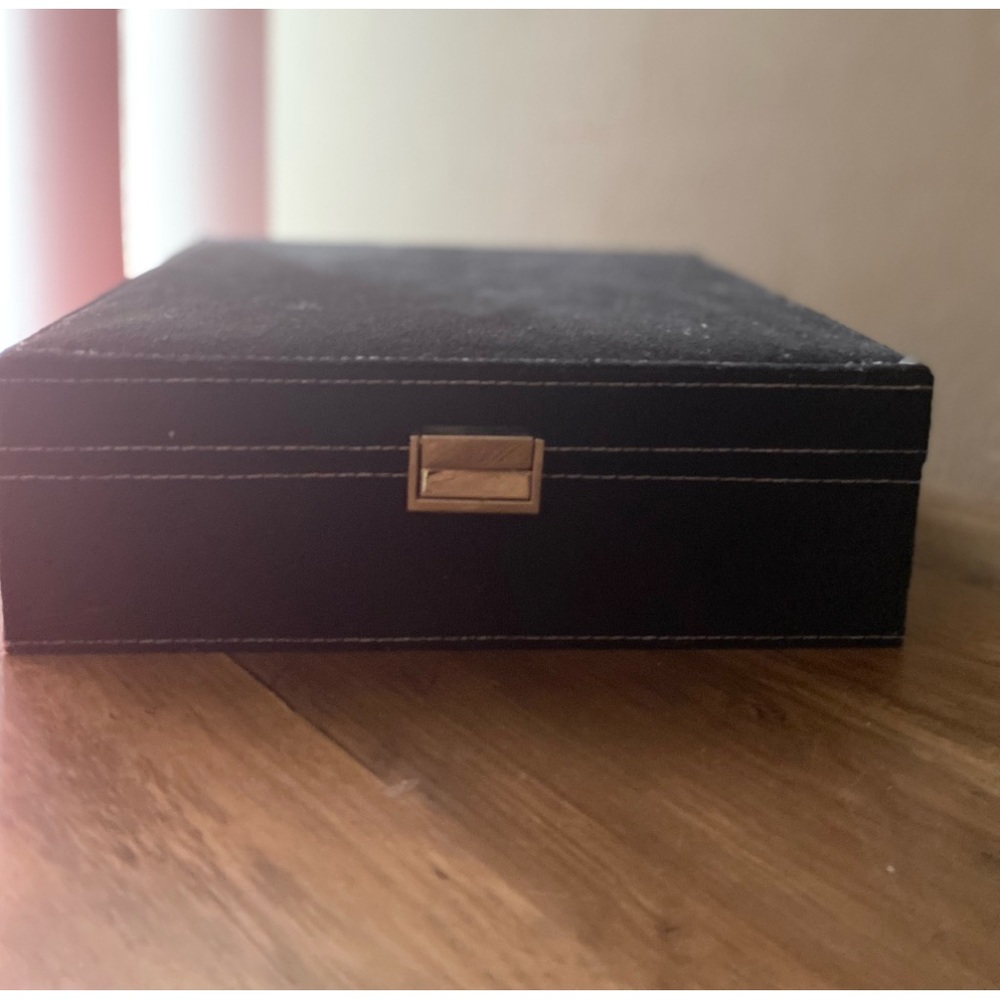 Portable Two Layer Lint Wooden Jewelry box